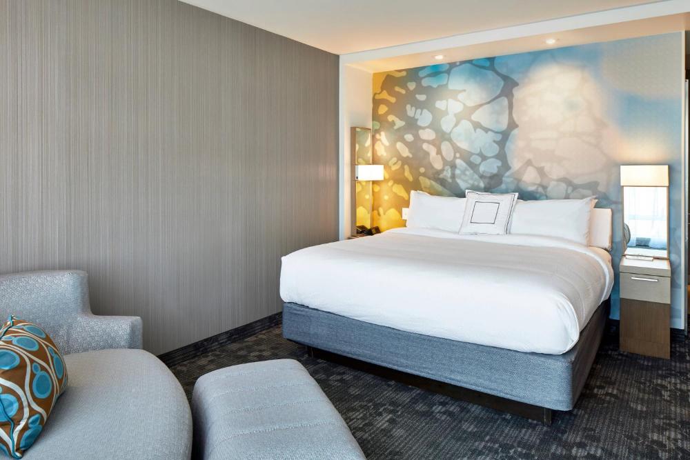 Guest room, 1 King, Sofa bed interior